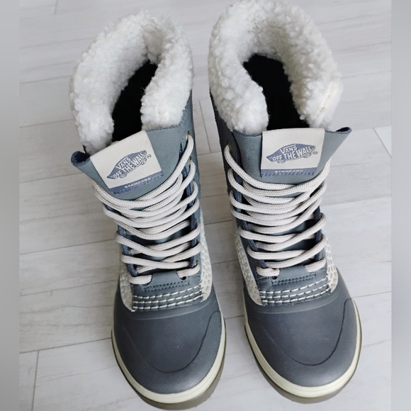 VANS NEW Standard Snow MTE Boots - Picture 7 of 16